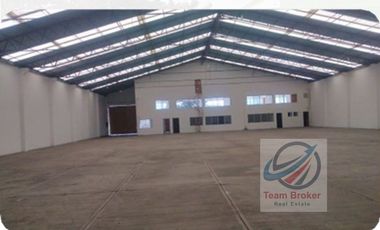 EXCELENTE BODEGA LOGÍSTICA O COMERCIAL, 1,493 m2 con oficinas 220 m2 STA. MA. AZTAHUACAN A 2 CALLES AV. GUELATAO