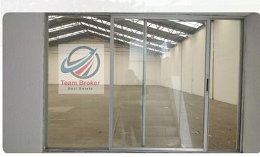EXCELENTE BODEGA LOGÍSTICA O COMERCIAL, 1,493 m2 con oficinas 220 m2 STA. MA. AZTAHUACAN A 2 CALLES AV. GUELATAO