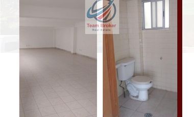 EXCELENTE BODEGA LOGÍSTICA O COMERCIAL, 1,493 m2 con oficinas 220 m2 STA. MA. AZTAHUACAN A 2 CALLES AV. GUELATAO