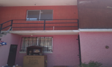 Cómprale al banco la Casa en Venta en Fraccionamiento Iguala 2000, Entrega Inmediata