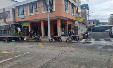 casa comercial de venta en portoviejo mercado 1