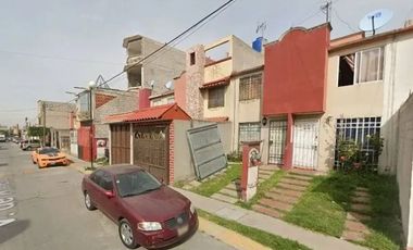 ¡¡ EXCELENTE OPORTUNIDAD!! HERMOSA CASA EN UNA DE LAS MEJORES ZONAS DELESTADO DE MÉXICO¡¡