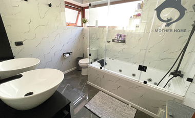 CASA 5D JACUZZI PISCINA CONDOMINIO EL REFUGIO I CHICUREO COLINA