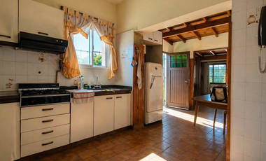 Casa en Venta, Sobre Dos Lotes, Super Amplio y Luminoso, Unica Oportunidad
