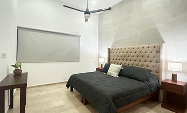 Townhouse en renta en Montebello en Privada Alta Teyra
