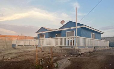 Arriendo casa en terreno 900 m2 en Villa Frontera, Arica
