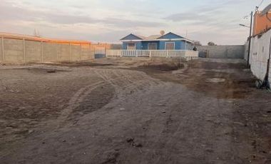 Arriendo casa en terreno 900 m2 en Villa Frontera, Arica