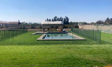 Arriendo Casa en Parcela, Condominio Los Quillayes Talagante