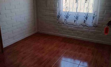 SE VENDE CASA DOS PISOS AVENIDA GÓMEZ CARREÑO QUILPUÉ