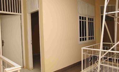 RUMAH SIAP HUNI 2 LANTAI DI GRIYA DEPOK ASRI