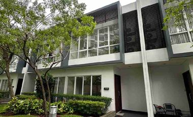 Disewa Townhouse Puri Mansion 3 lantai Jakarta Barat