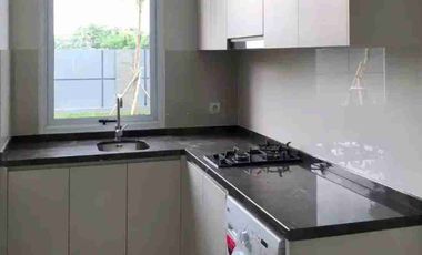 Disewa Townhouse Puri Mansion 3 lantai Jakarta Barat
