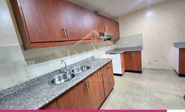 Primero de mayo Departamento de Arriendo 3 dormitorios 1 garaje