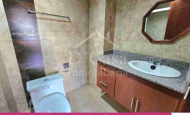 Primero de mayo Departamento de Arriendo 3 dormitorios 1 garaje