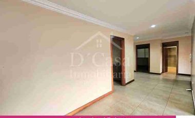 Primero de mayo Departamento de Arriendo 3 dormitorios 1 garaje