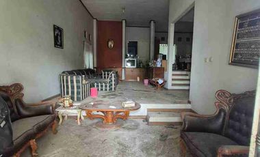 turun harga rumah besar dan luas hitung tanah di Cibiru dkt upi