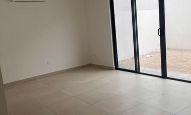 Casa en Renta en Dominio Cumbres Garcia Altavia Residencial