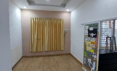 Sewa Rumah Green Mansion Daan Mogot – Luas Tanah 160 m2 Luas Bangunan 240 m2
