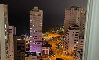 Alquilo Lindo departamento  en malecón Vista al mar.