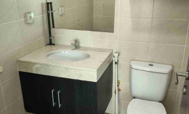 Dijual apartement St Moritz Puri Indah, the Royal Tower lt 3, 87 m2, 2+1 kt, 2+1 km, 1 gudang, kitchen set, timur laut