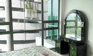 Dijual apartement St Moritz Puri Indah, the Royal Tower lt 3, 87 m2, 2+1 kt, 2+1 km, 1 gudang, kitchen set, timur laut