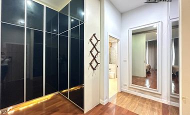 Peaceful 3 Bedroom Modern Pool Villa in Huai Yai Pattaya For Rent