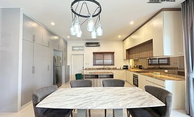 Peaceful 3 Bedroom Modern Pool Villa in Huai Yai Pattaya For Rent