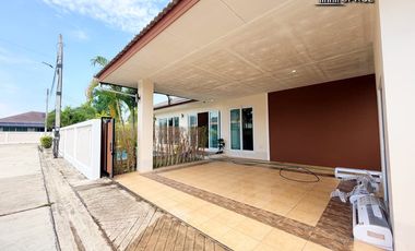 Peaceful 3 Bedroom Modern Pool Villa in Huai Yai Pattaya For Rent