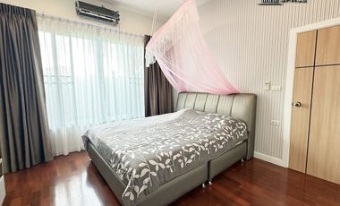 Peaceful 3 Bedroom Modern Pool Villa in Huai Yai Pattaya For Rent