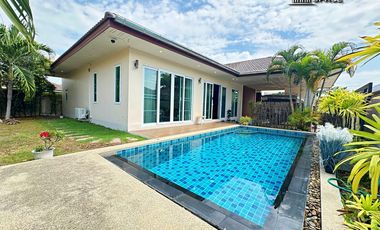 Peaceful 3 Bedroom Modern Pool Villa in Huai Yai Pattaya For Rent
