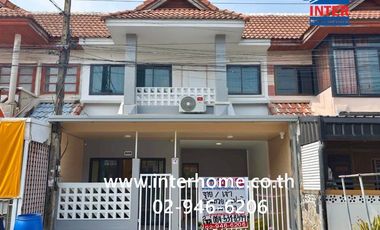 Two-story townhome, 19.4 sq.wah, Warangkul Village, Rangsit Klong 3, Phahonyothin Road, Rangsit-Nakhon Nayok Road, Lam Luk Ka, Pathum Thani.