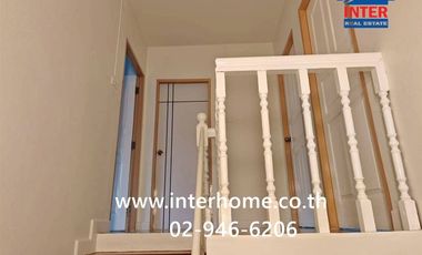 Two-story townhome, 19.4 sq.wah, Warangkul Village, Rangsit Klong 3, Phahonyothin Road, Rangsit-Nakhon Nayok Road, Lam Luk Ka, Pathum Thani.