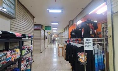 Siap pakai! Area ramai cocok untuk shop fashion accesories dll Nego sampai deal jual cepat kios Usaha di ITC Kuningan Akses langsung ke kawasan bisnis