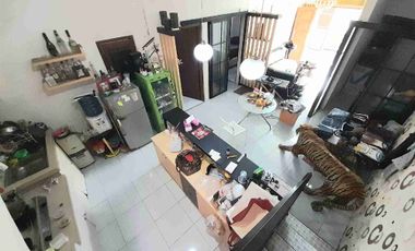 Jual Segera BU!! Rumah 2 Lantai Tengah Kota Strategis Dekat Sekolah Puhua