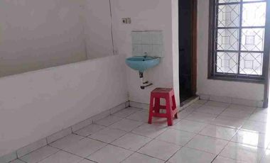 Disewakan Murah Ruko 3 Lantai siap Huni lokasi jln tubagus angke