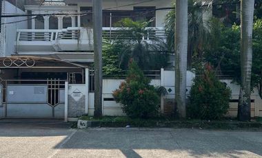 Dijual Super Murah Rumah Mewah di Green Garden Kebon Jeruk Jakarta Barat.