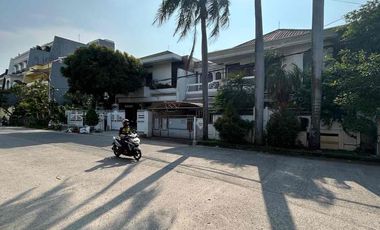 Dijual Super Murah Rumah Mewah di Green Garden Kebon Jeruk Jakarta Barat.