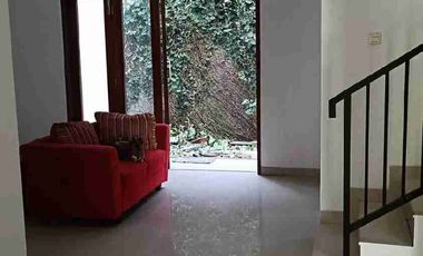 RUMAH SEMI FURNISHED SIAP HUNI DI PEJATEN JAKARTA SELATAN
