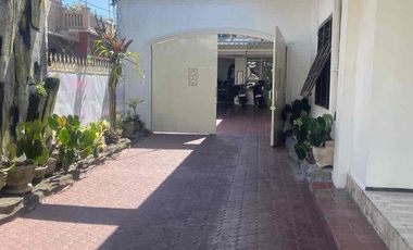 Rumah Klasik