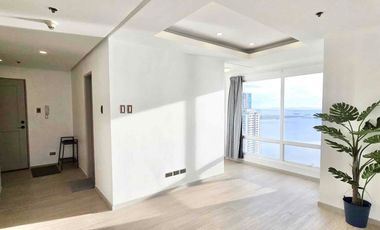 Birch Tower Manila Large 1BR - near UP Manila Campus and Robinson’s Place Manila