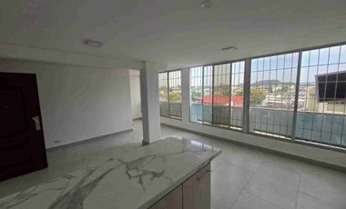 Lomas de Urdesa suite remodelada venta.