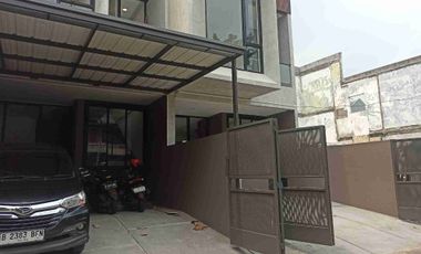 Dijual Rumah Baru desain modern Jl nangka 7 Cengkareng Jakarta Barat
