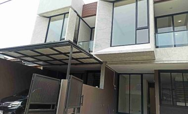 Dijual Rumah Baru desain modern Jl nangka 7 Cengkareng Jakarta Barat