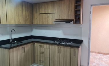 SE ARRIENDA CASA EN SEGUNDO PISO EN EL BARRIO LA GRACIELA