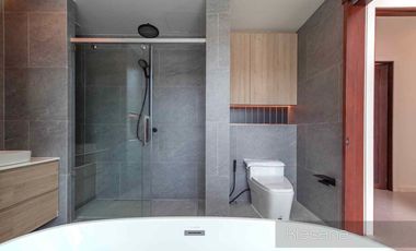 Phu Nara - Three-Bedroom Ao Nang Villas with 10m Salt Pool
