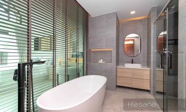 Phu Nara - Three-Bedroom Ao Nang Villas with 10m Salt Pool
