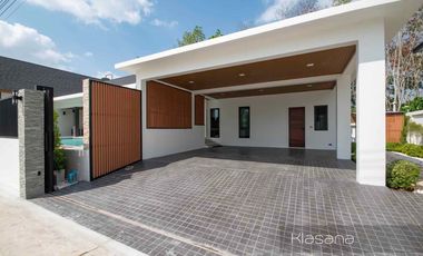 Phu Nara - Three-Bedroom Ao Nang Villas with 10m Salt Pool