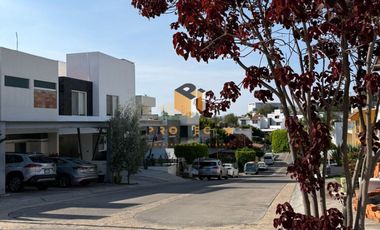 Casa en renta en Paseo de Altozano