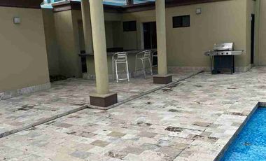 Renta de departamento PB de 2 habs full amoblado Urb Entrerios condominio Palmira vía a Samborondón cercano UEES