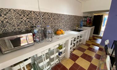 CASA AMUEBLADA  CON 3 RECÁMARAS Y PANELES SOLARES, CENTRO MÉRIDA